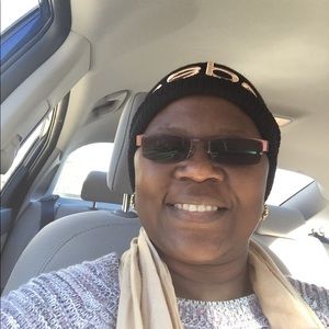 Meet your Posher, Beverly